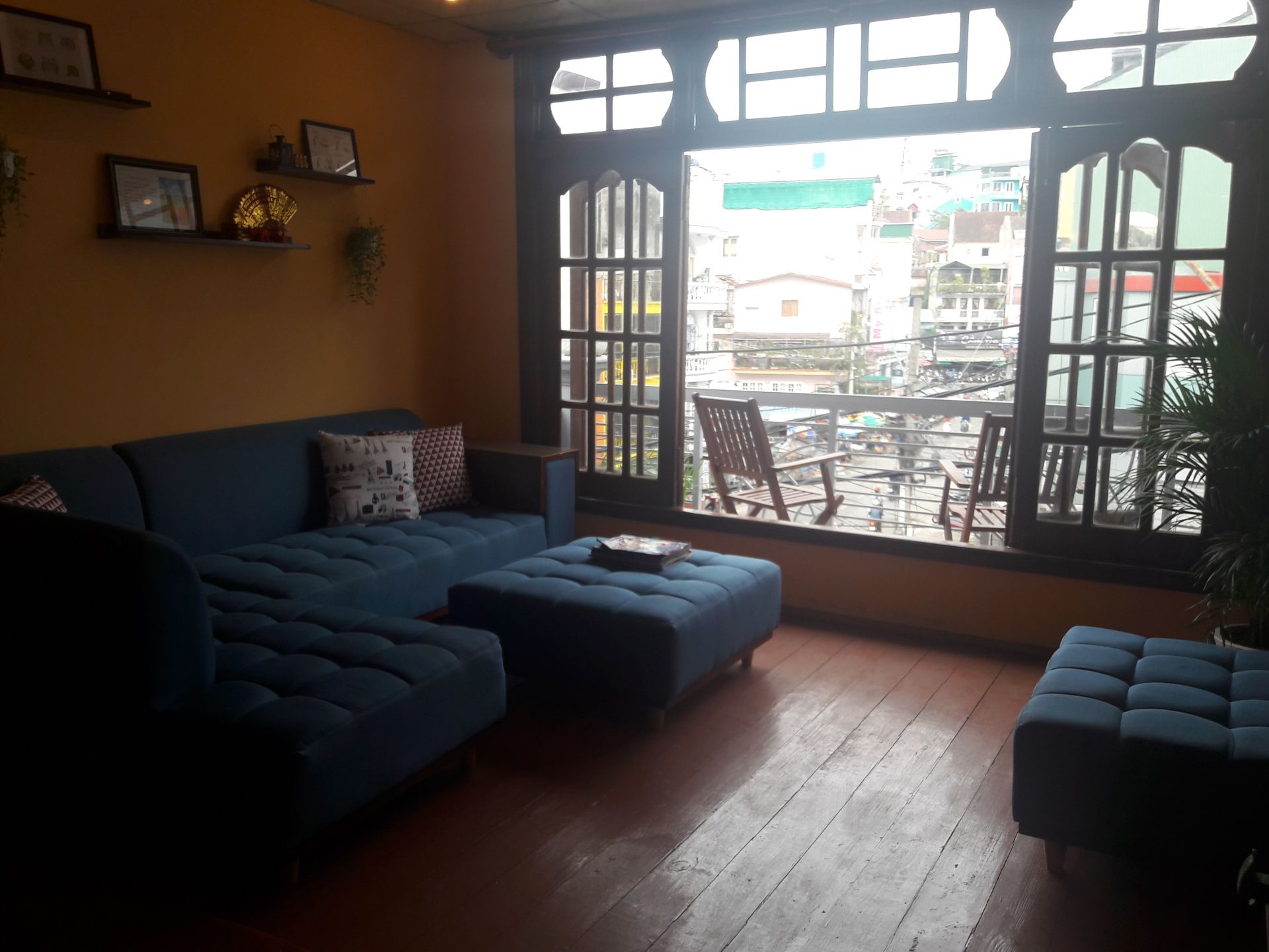 One More Cafe Coworking Space image 2