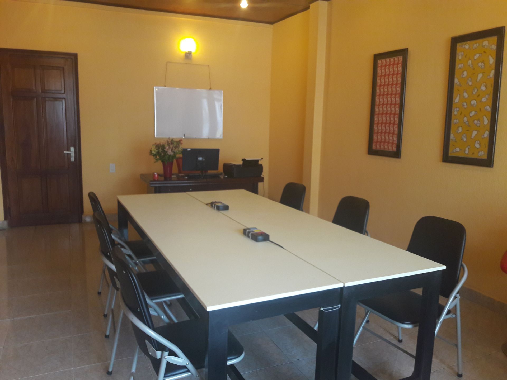 One More Cafe Coworking Space image 4