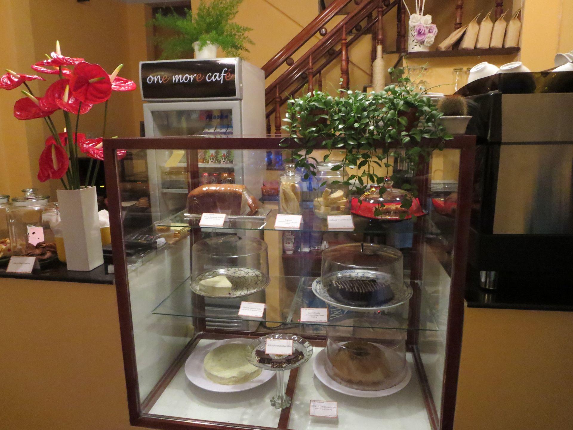 One More Cafe Coworking Space image 5