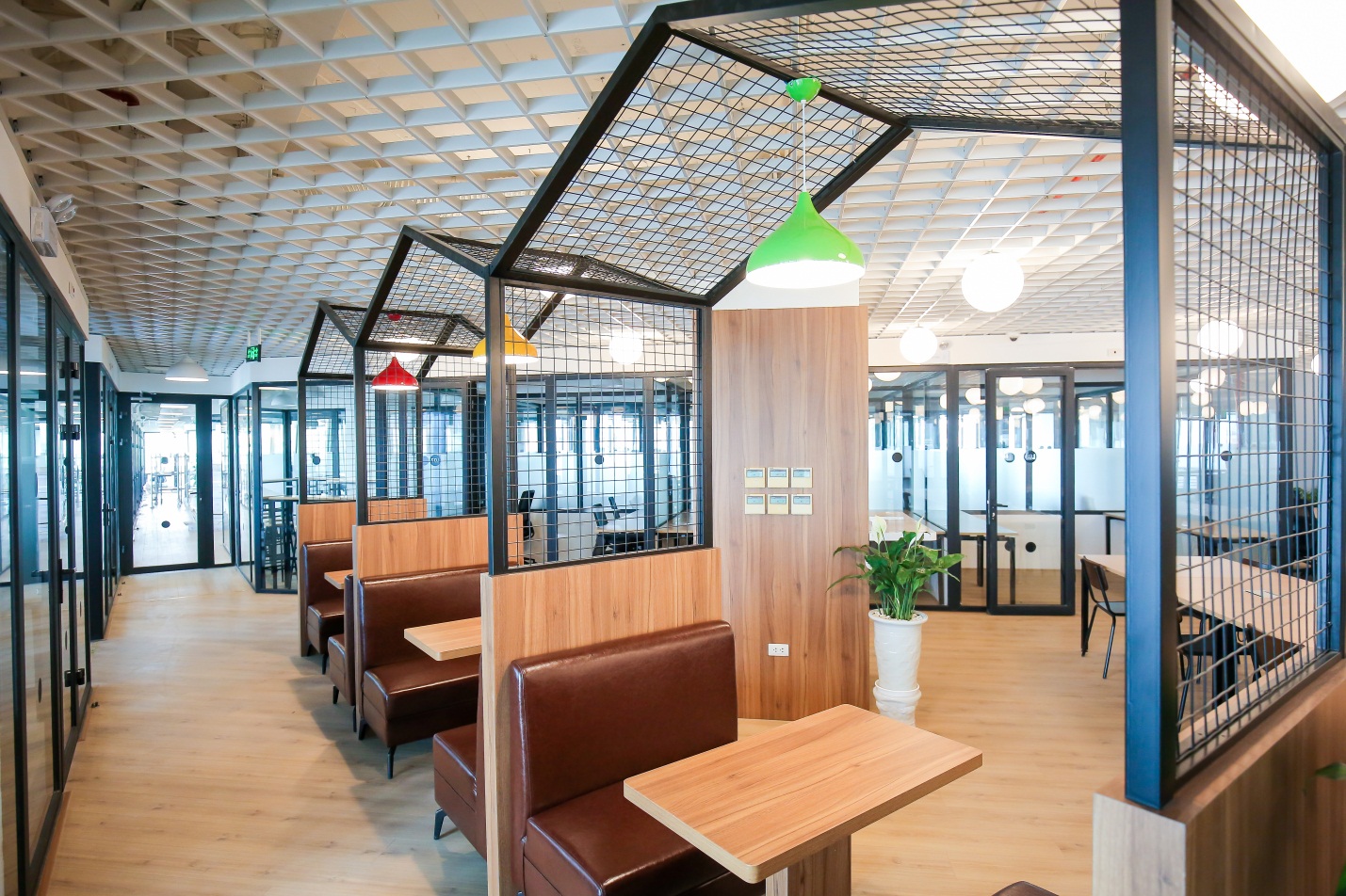 CoGo coworking - TNR Tower image 2