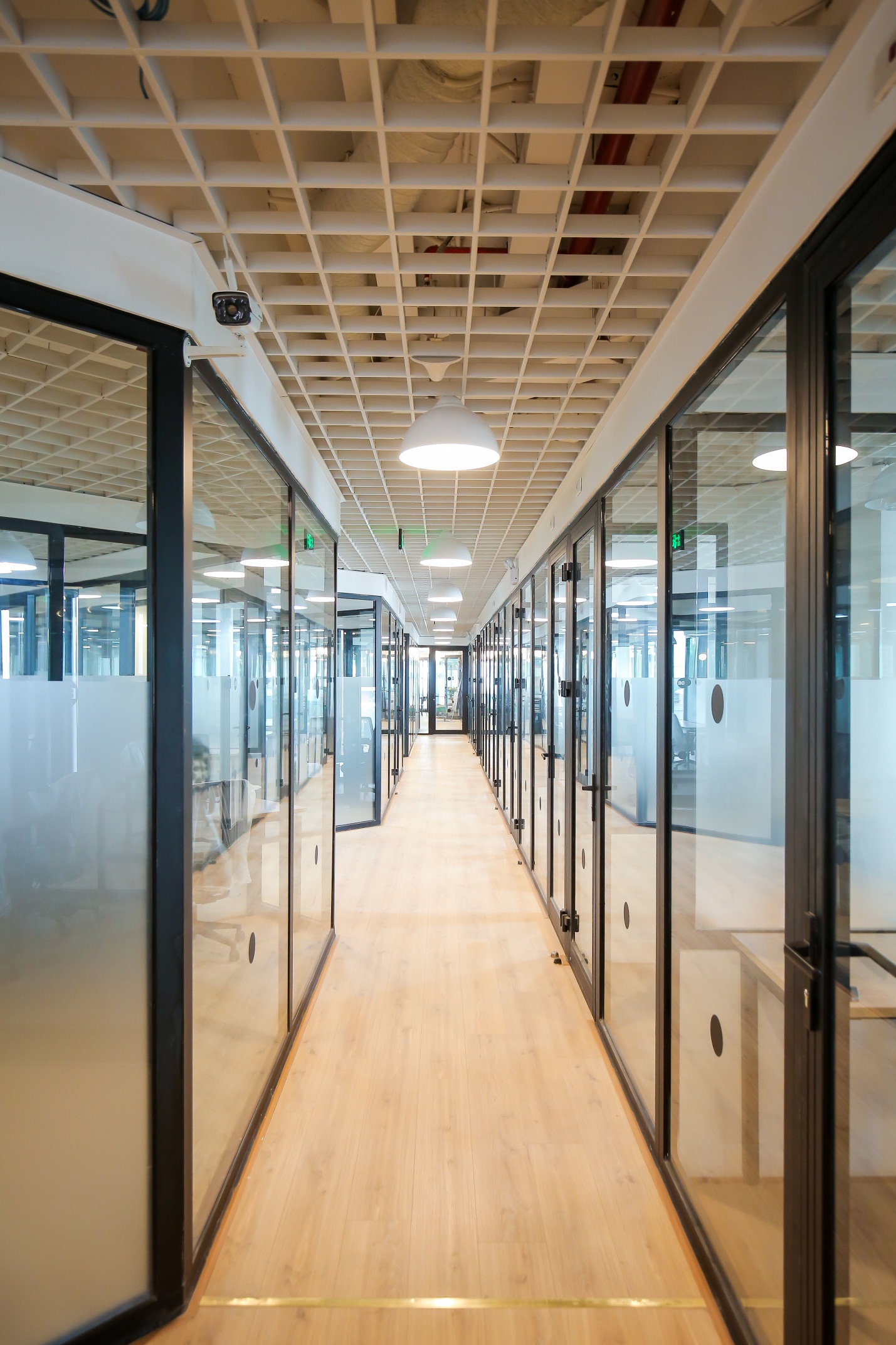 CoGo coworking - TNR Tower image 4