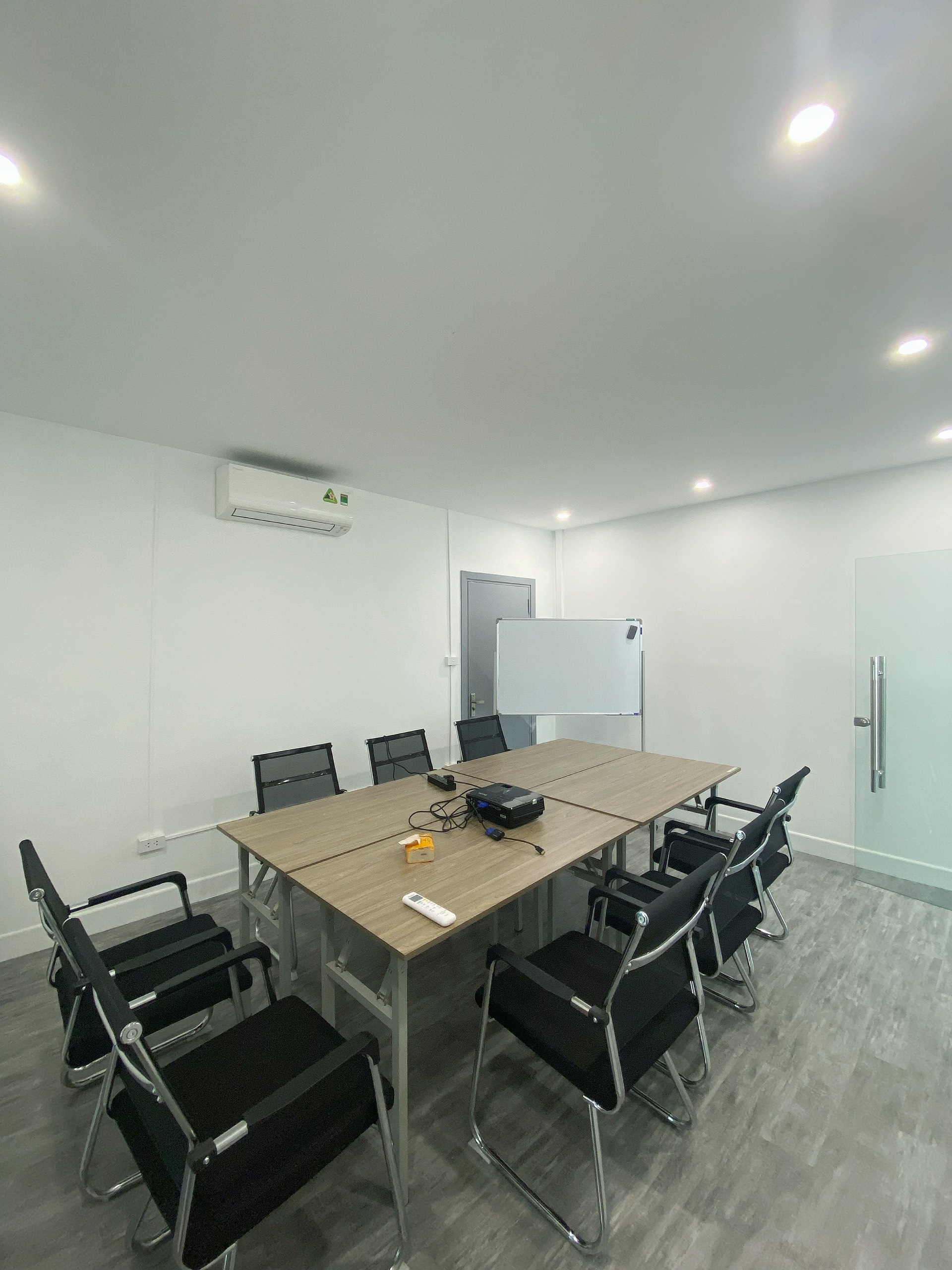 HanoiHub Coworking Space 2 image 5