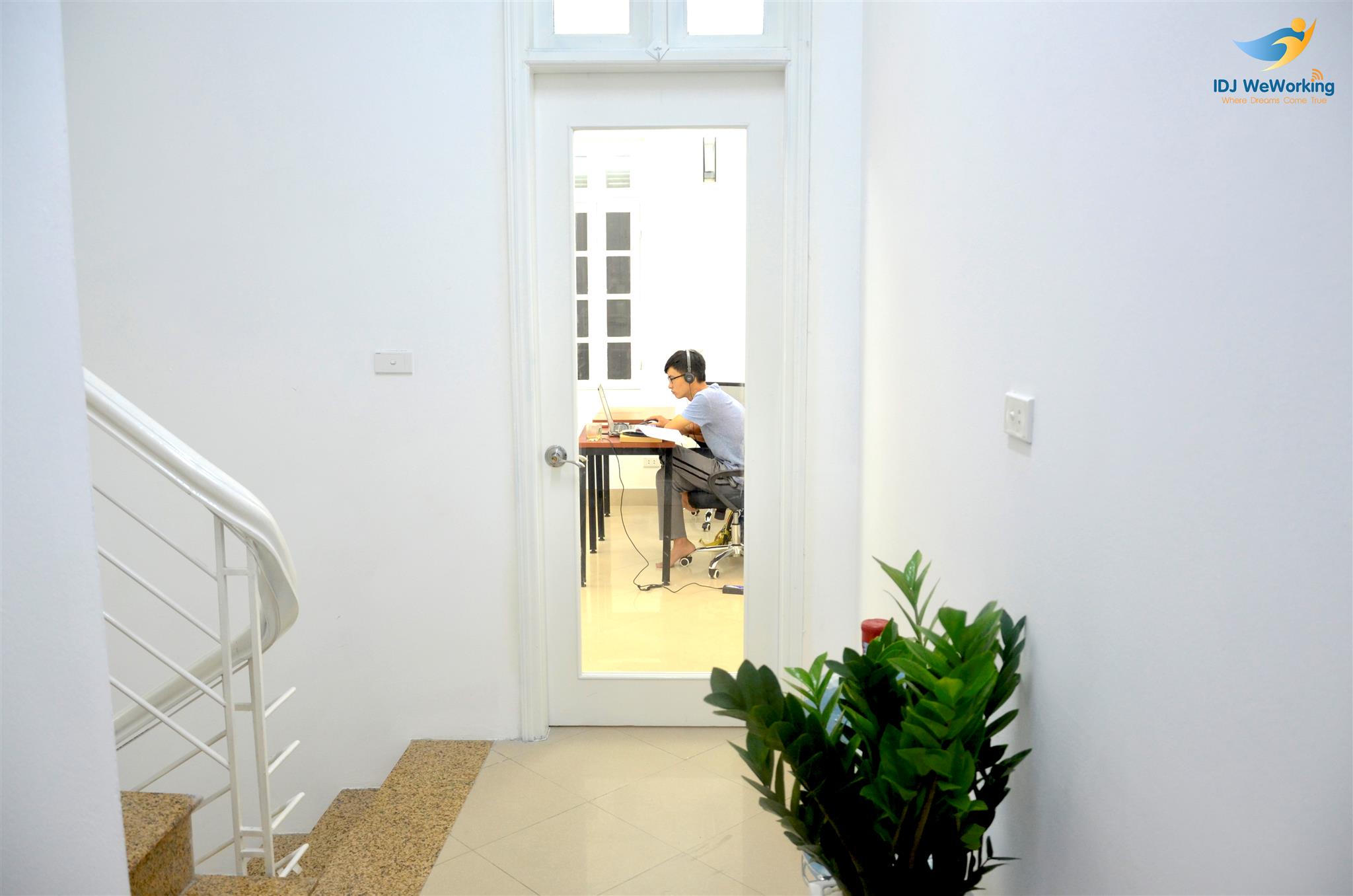 IDJ WeWorking image 2