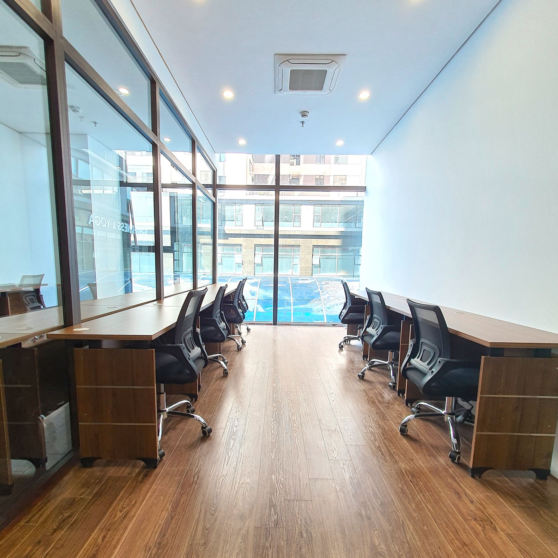 Officity Coworking Space image 4