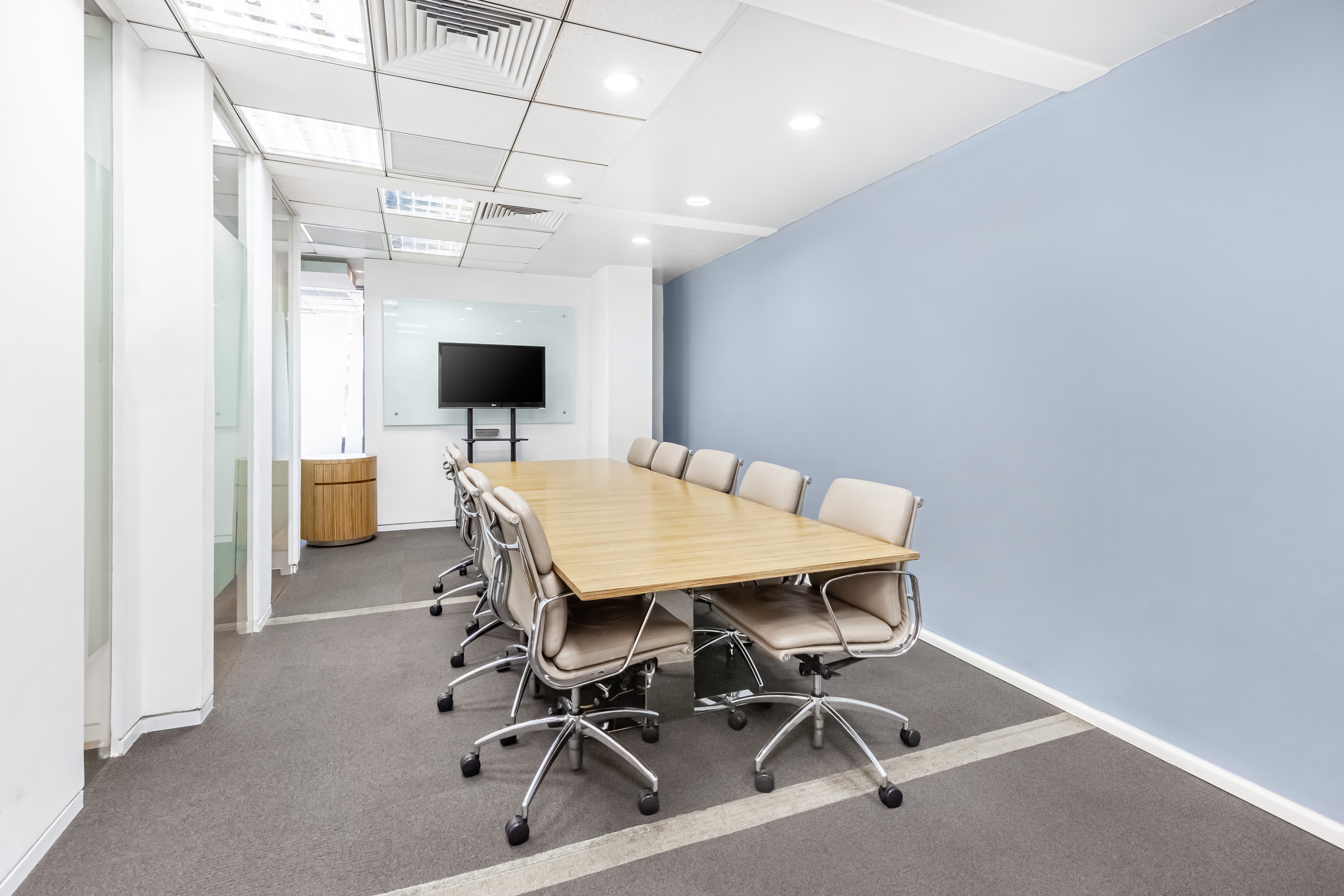 Regus - Hanoi, Ly Thai To image 4