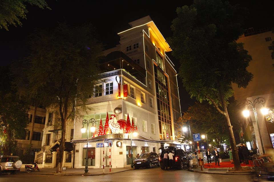 Regus Press Club image 4