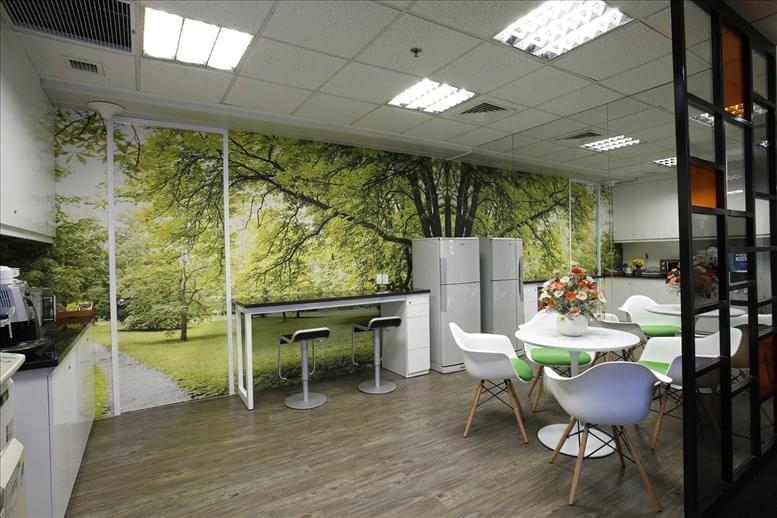 OnlyOne Biz Center image 3