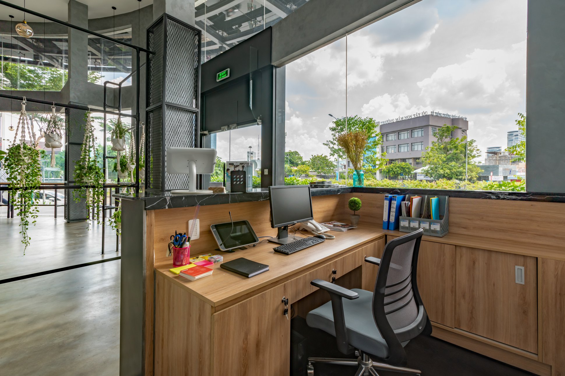 Hello World Saigon image 2