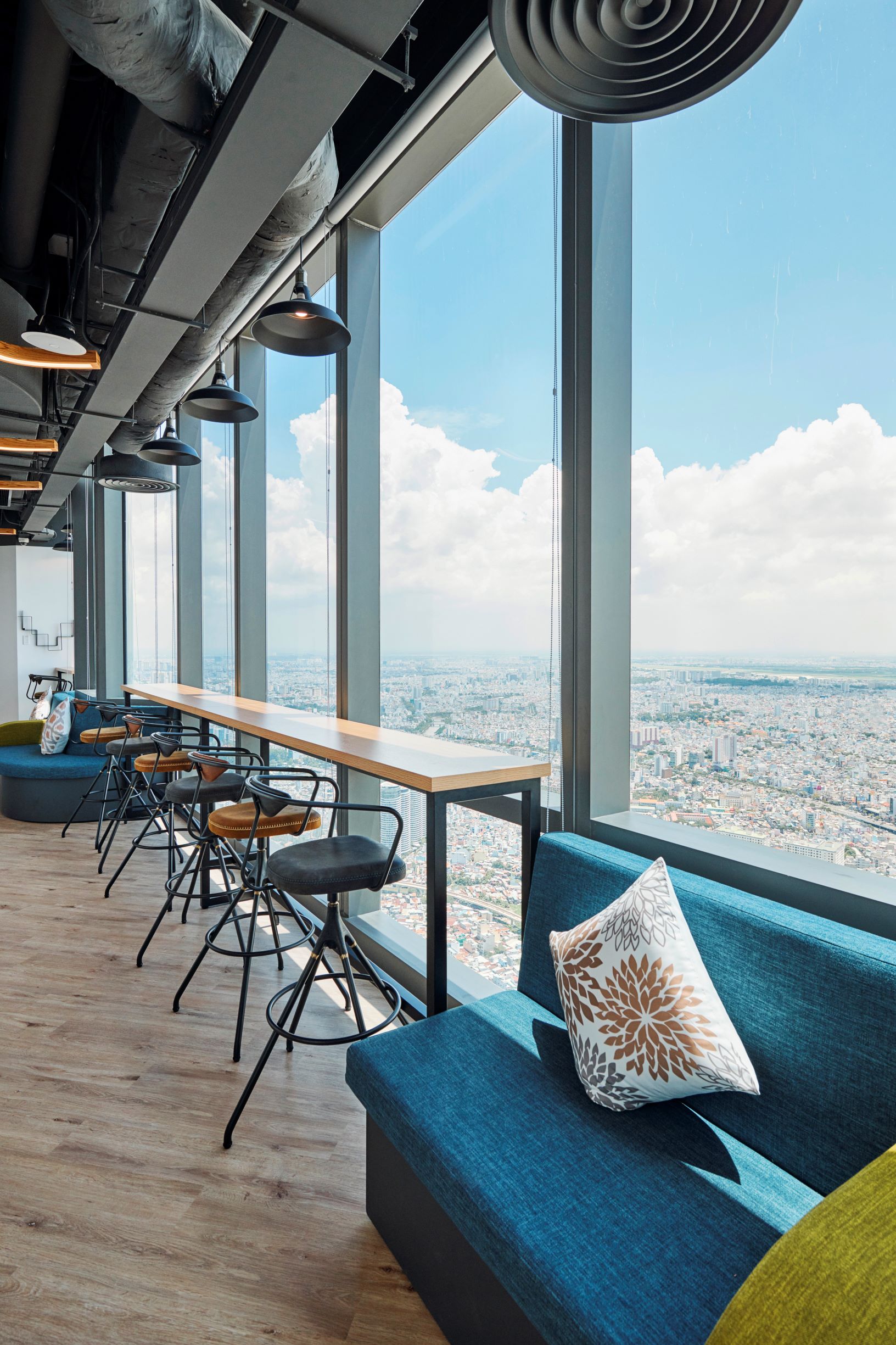 Landmark 81 - BinhThanh District image 5