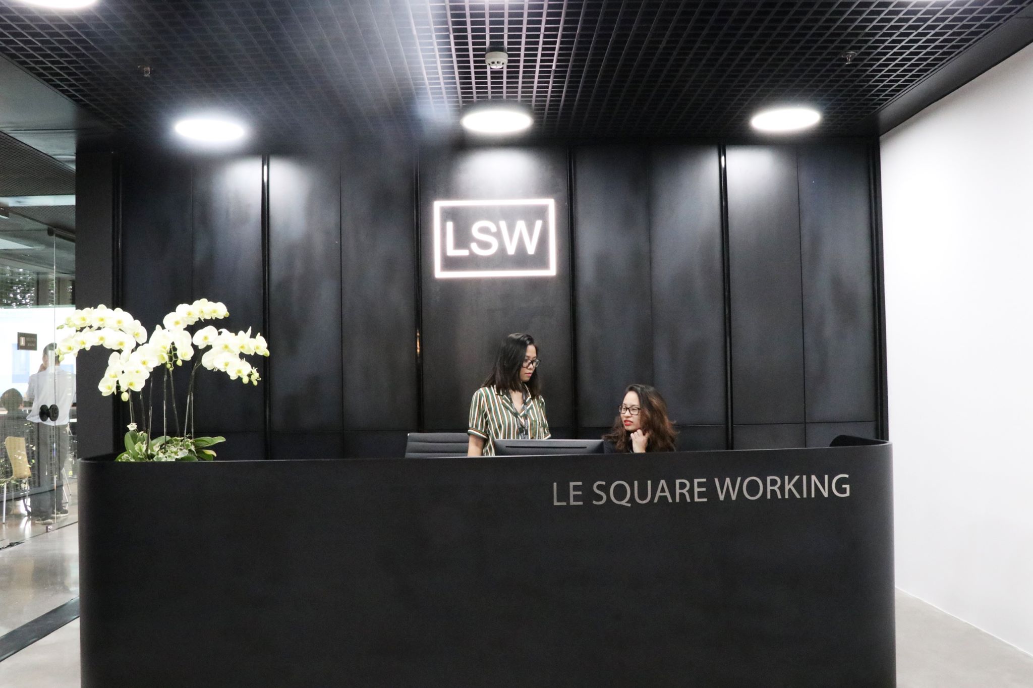 Le Square Working image 4