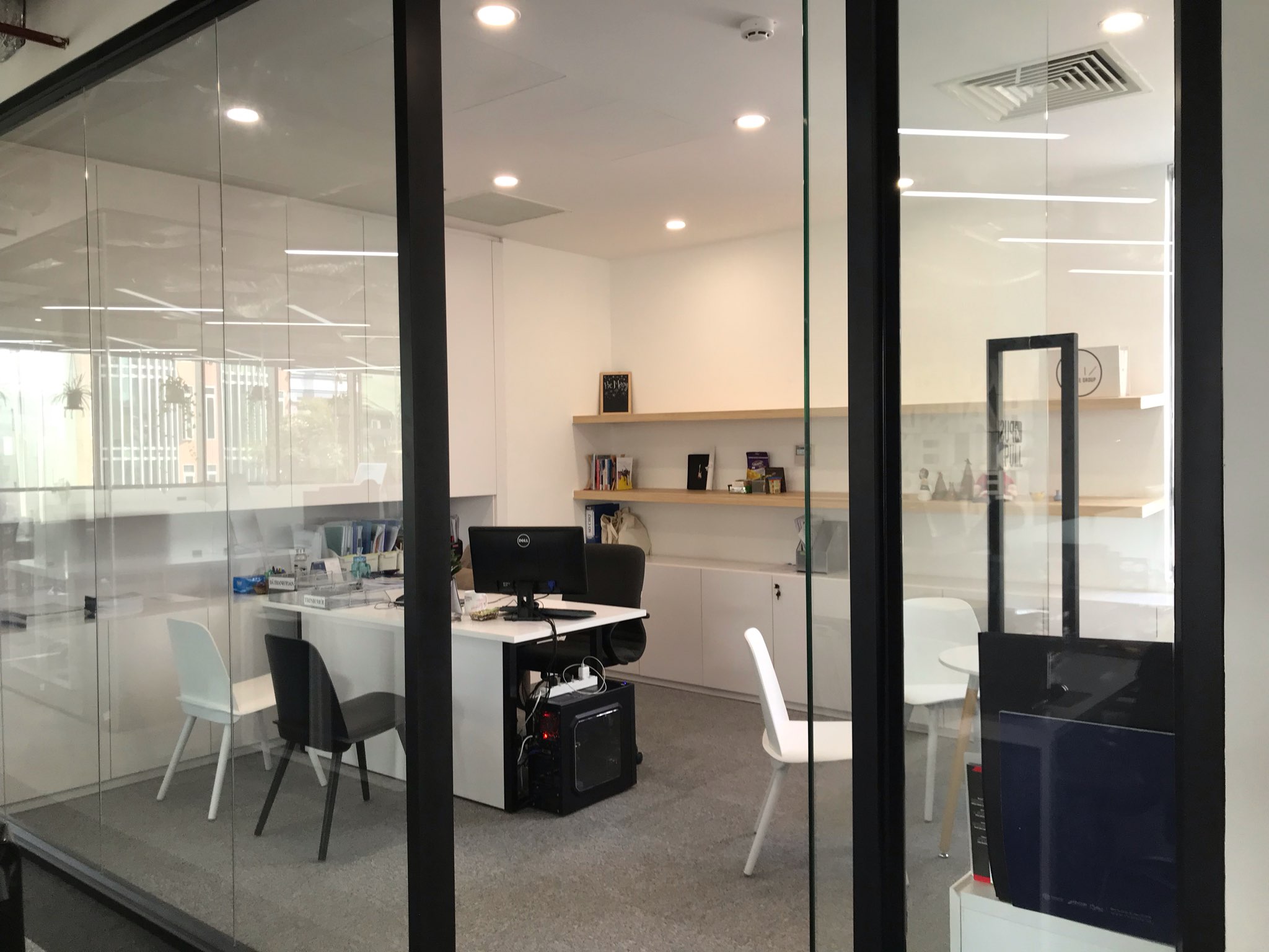 MK Center Energy Office image 4