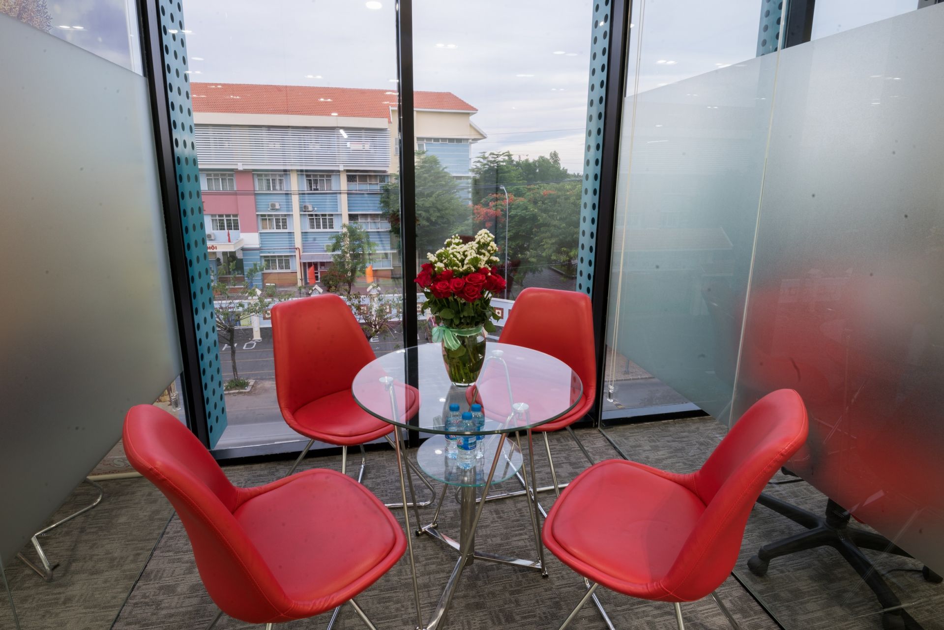 Officespot Phu My Hung image 5