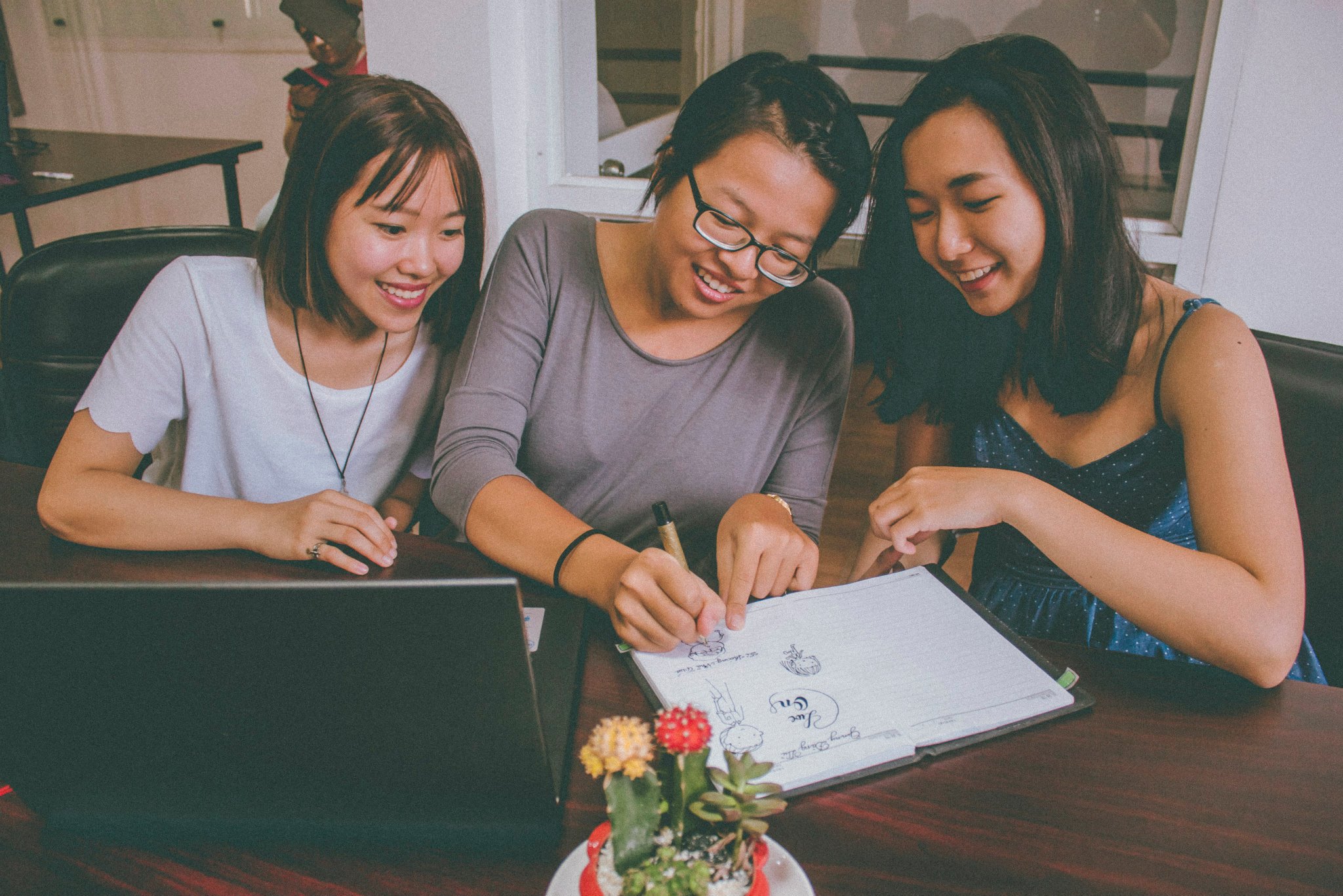 Saigon Coworking - Phu Nhuan image 4