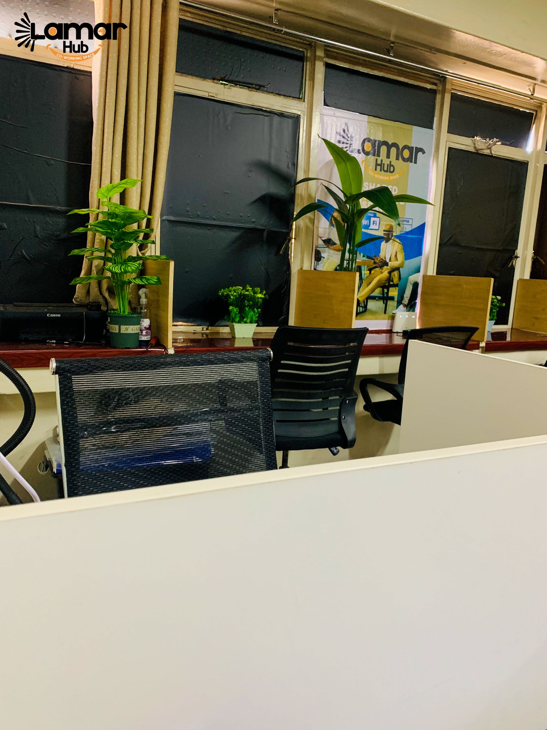 Lamar Hub Coworking space image 2